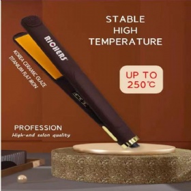 Hair straightener